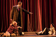 Jochen Kupfer als Giorgio Germont